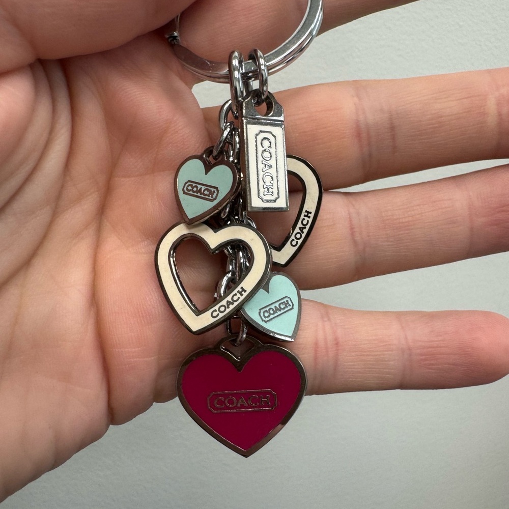 Vintage Coach Silver tone  Pink and Green Heart Keychain - Picture 2 of 6